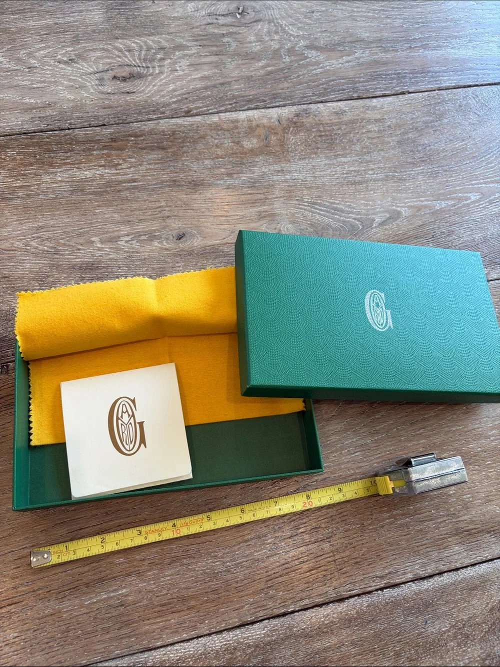 Goyard Green Gift Bag and Box with Yellow Handles - Picture 7 of 7